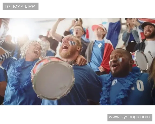 足球明星齐聚展现颠球技艺引发球迷热烈追捧与欢呼